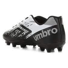 U01FB034-121 Umbro Calzados Futbol_Campo Masculino Beat Negro/Blanco